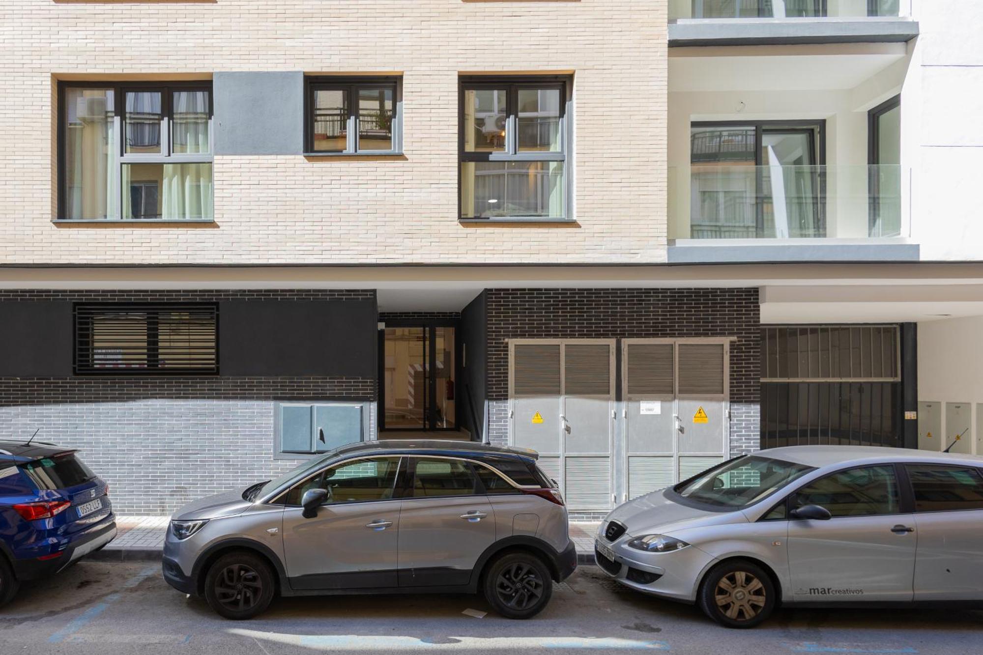 Appartement Urban Comfort - Pool & Parking *